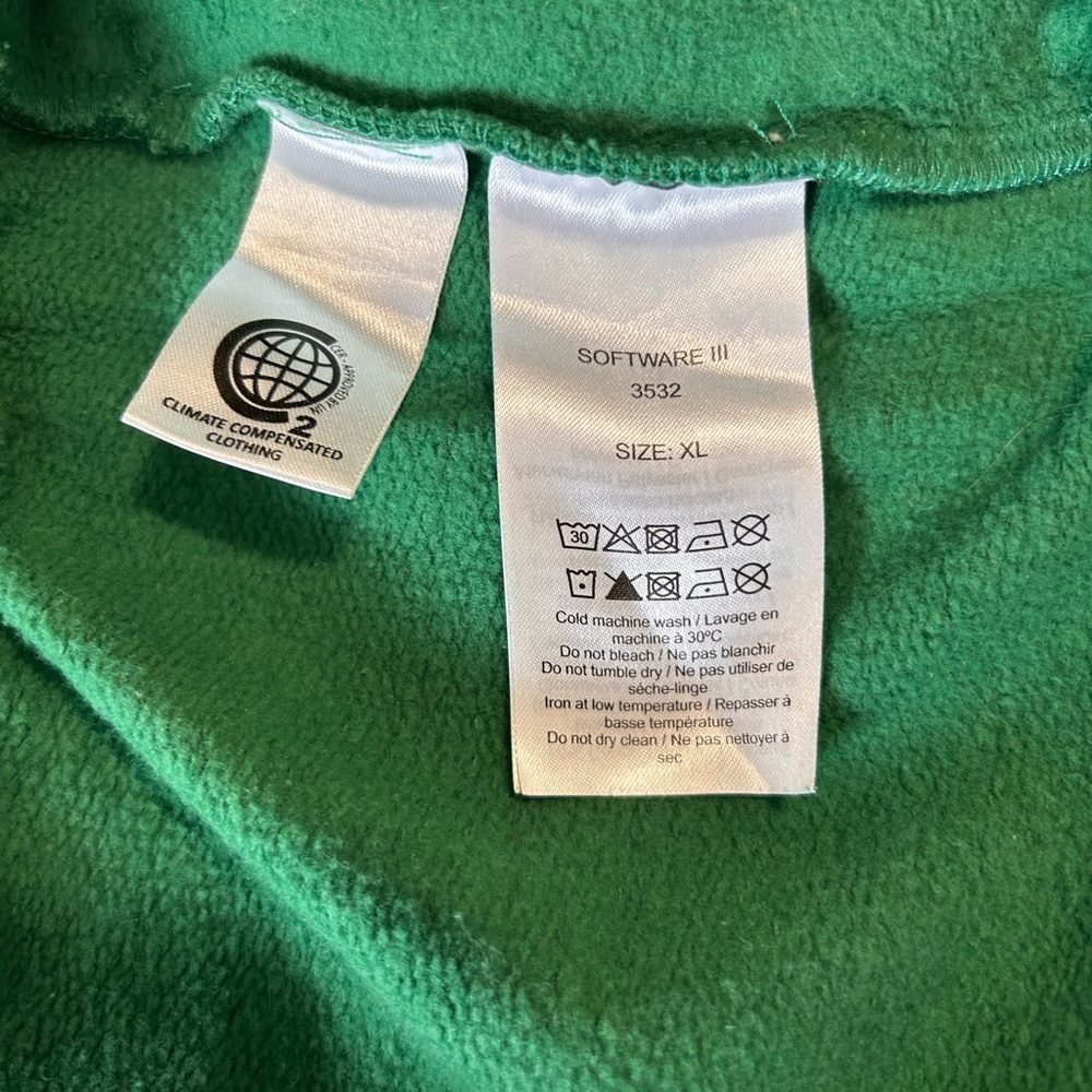 Ganni Vibrant ( Kelly Green ) Shorts NWT - Picture 5 of 9